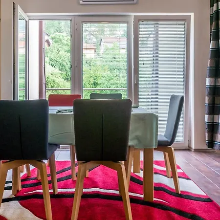 Colors Apartman